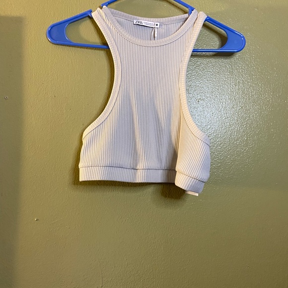 Crop top - Picture 1 of 2